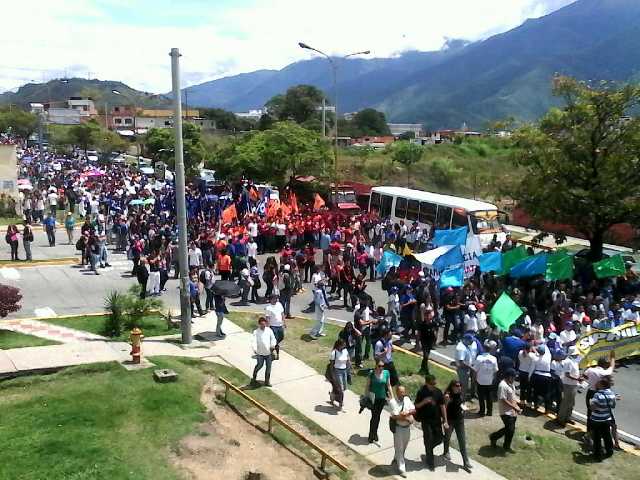 Marcha en la ULA para exigir un presupuesto justo (Fotos)