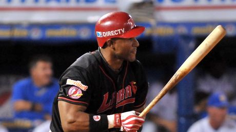 Cardenales venció a Magallanes en noche histórica para Robert Pérez