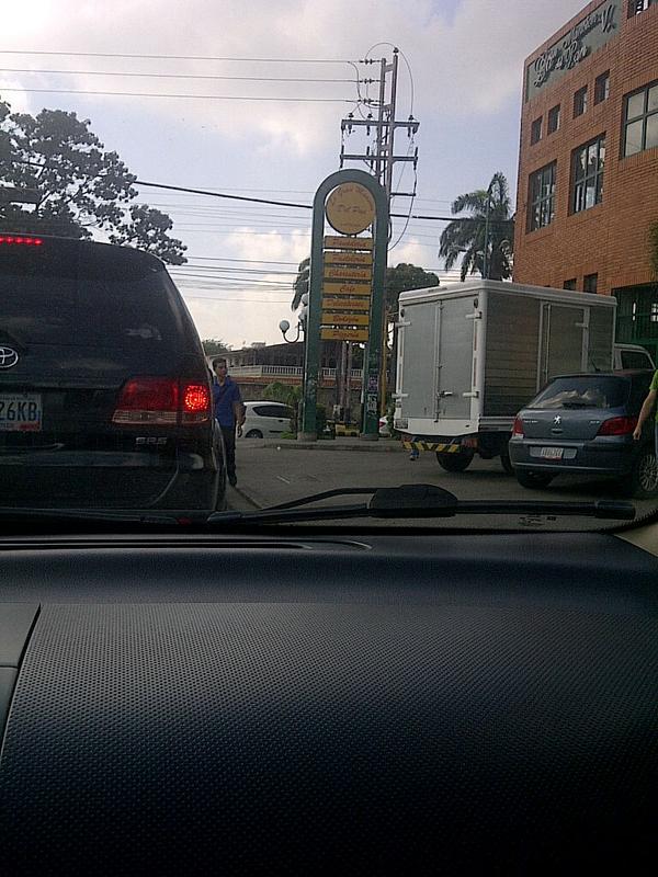 Continúan falla de gasolina en la Gran Valencia (Fotos)