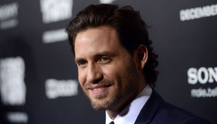 Edgar Ramírez será el “marido” de Jennifer Lawrence en su próxima película