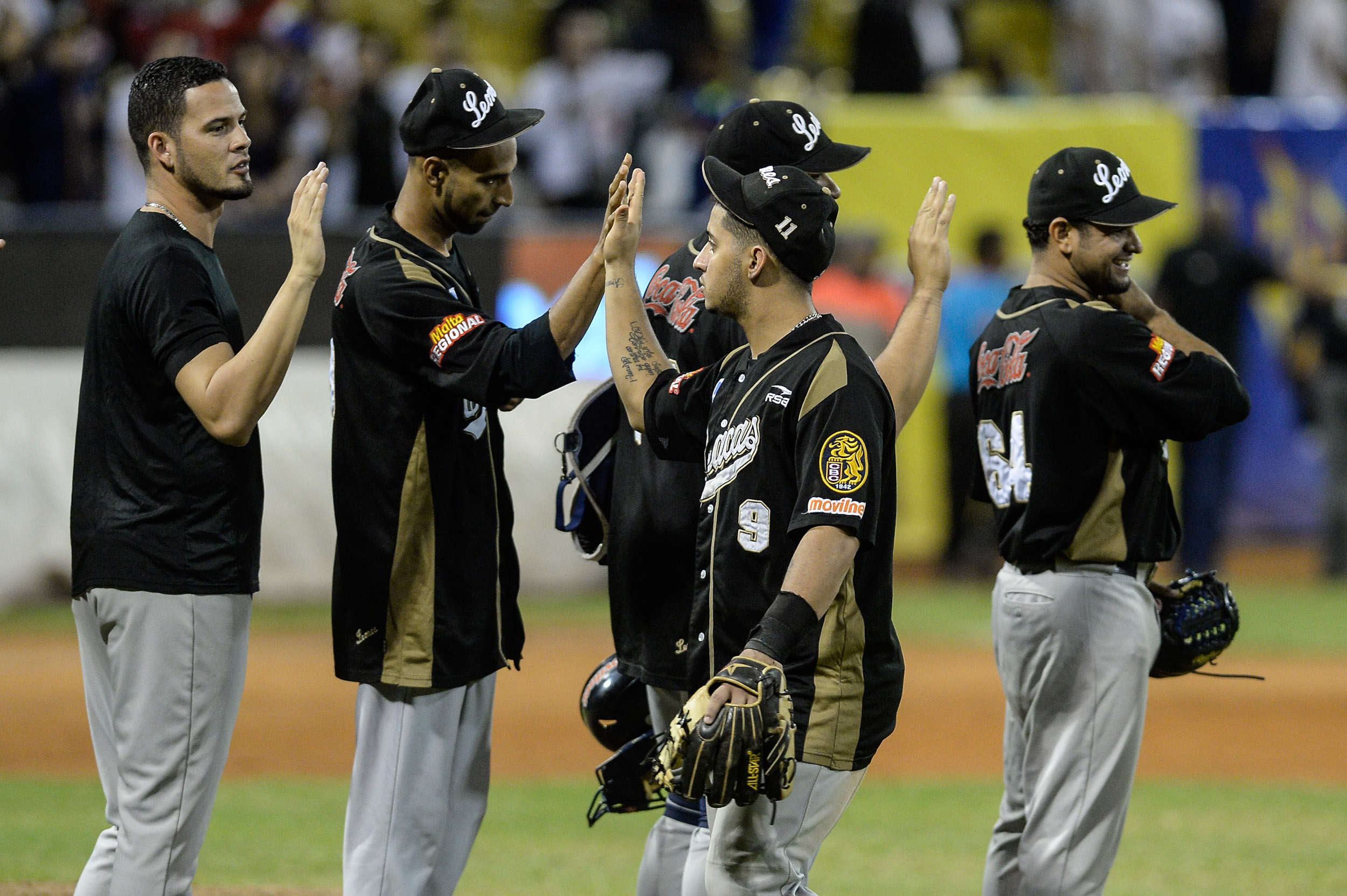 Caracas se metió en la papa al liquidar a La Guaira