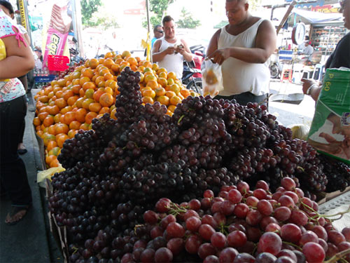 Bajó la venta de frutas en temporada navideña