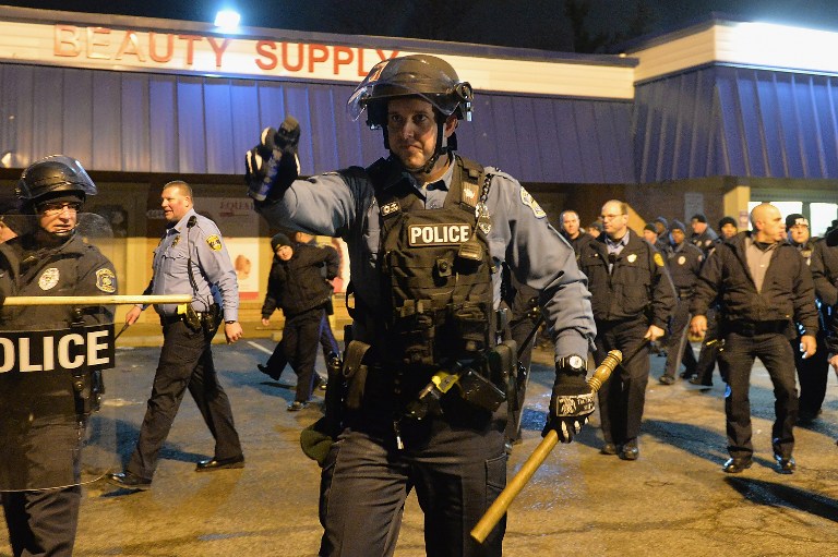 Arrestan a manifestantes en Berkeley por muerte de joven negro a manos de la policía (Fotos)