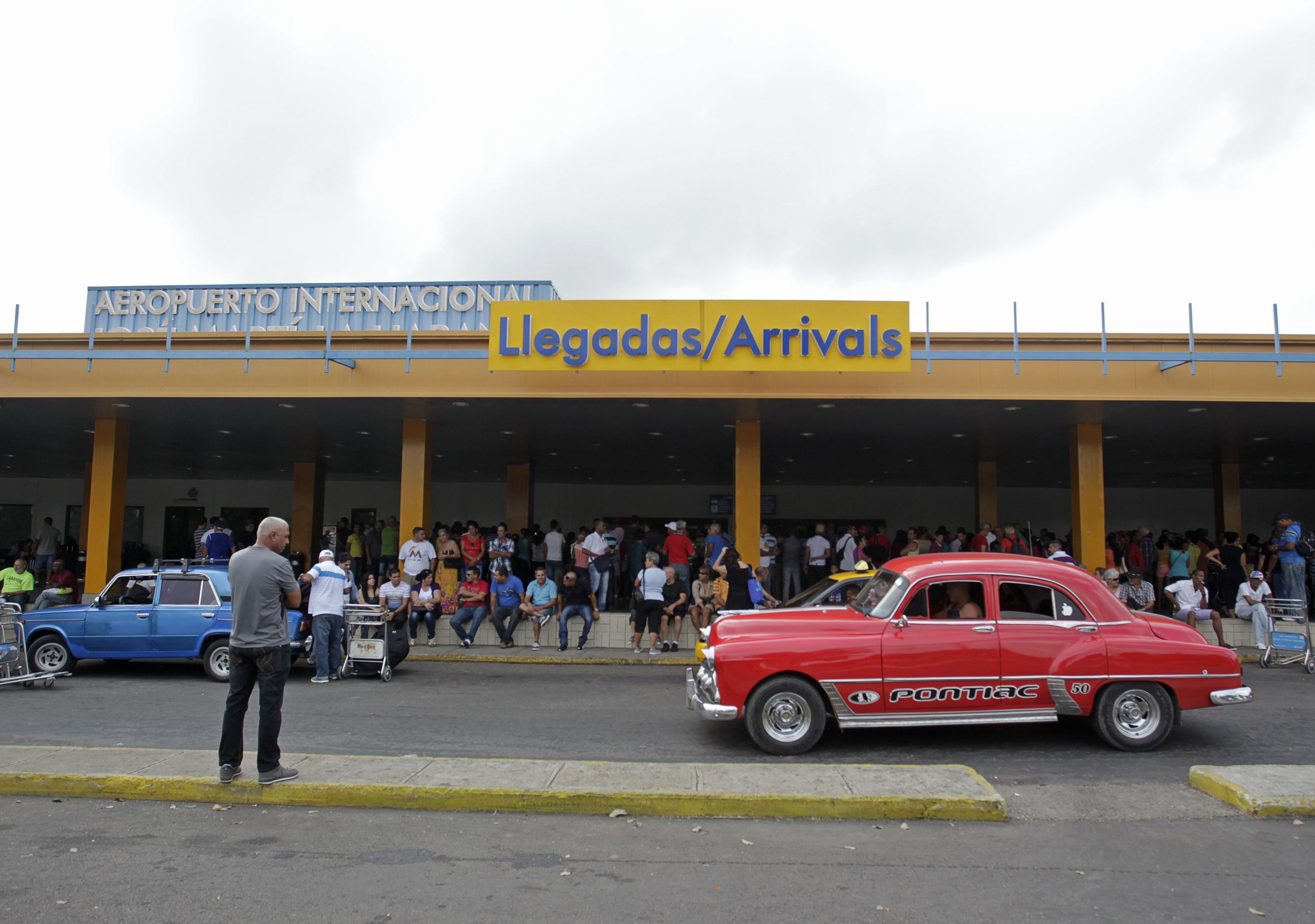 Oferta aérea de EEUU a Cuba se estabiliza en 135 mil asientos mensuales