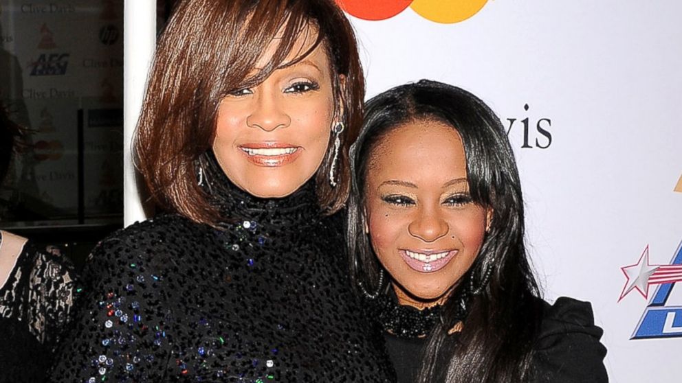 Bobbi Kristina Brown será desconectada en aniversario de la muerte de su madre