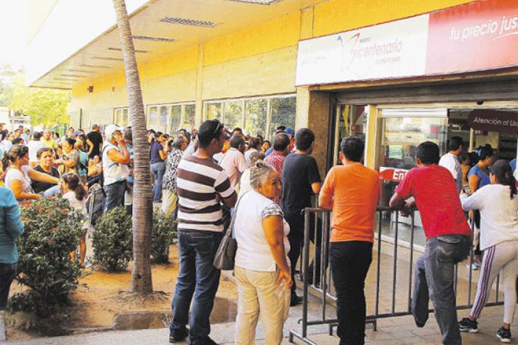 Queda prohibida la pernocta en los supermercados del Zulia