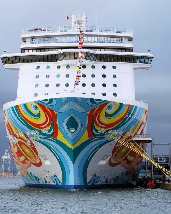 Cruceros extravagantes que marcan el rumbo de unas vacaciones distintas