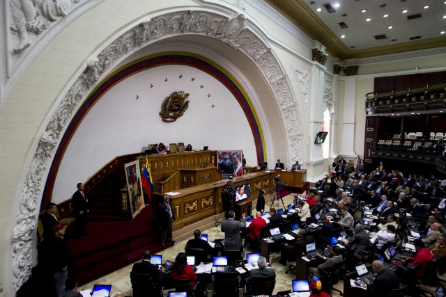 En cinco años 31 diputados abandonaron la AN