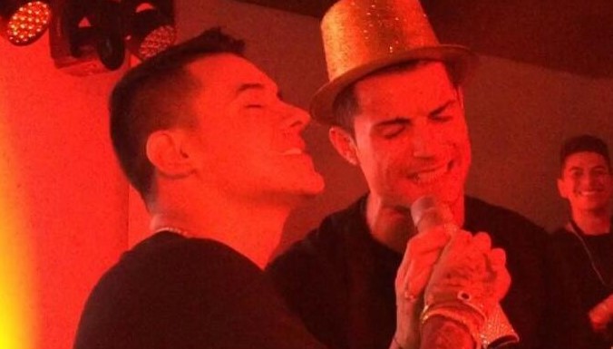 Según cantante, Cristiano Ronaldo “estaba triste en su fiesta”