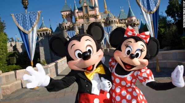 Cuatro secretos para ahorrar cuando vayas a Disney World