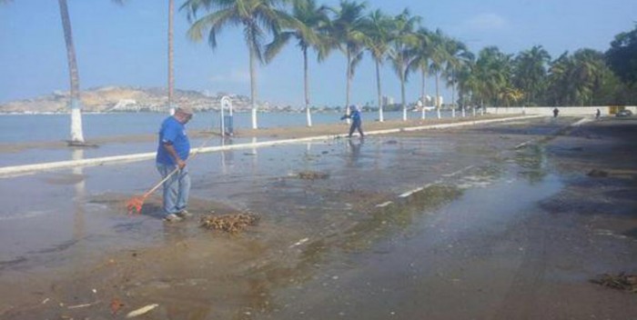 Mar de fondo en playas de Lechería