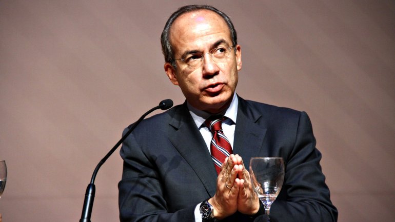 Felipe Calderón llama a Maduro “payaso asesino”: Tiene a los espectadores del circo como rehenes