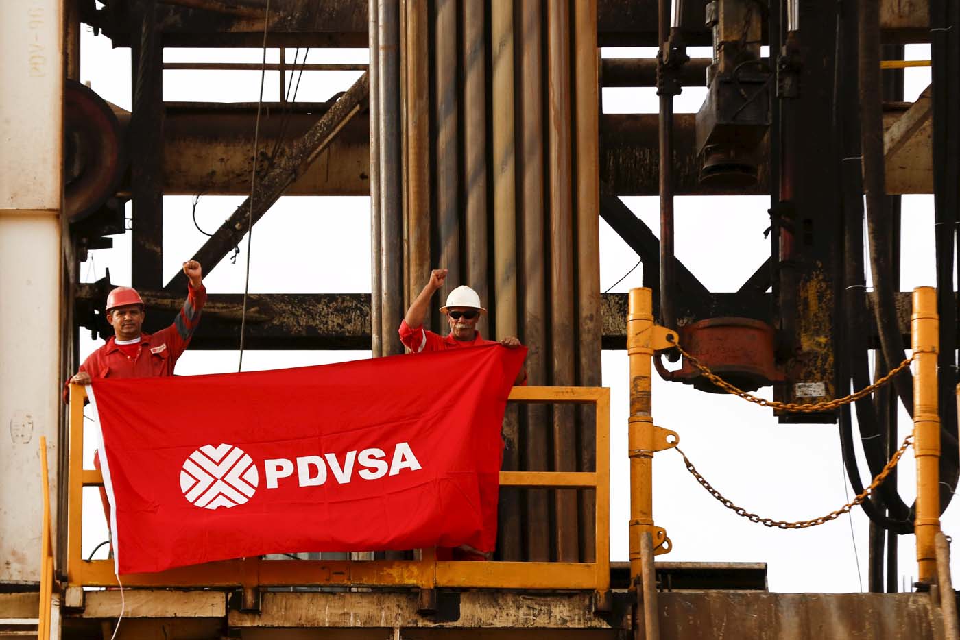 Pdvsa acumula resultados negativos en un 2015 con menos divisas