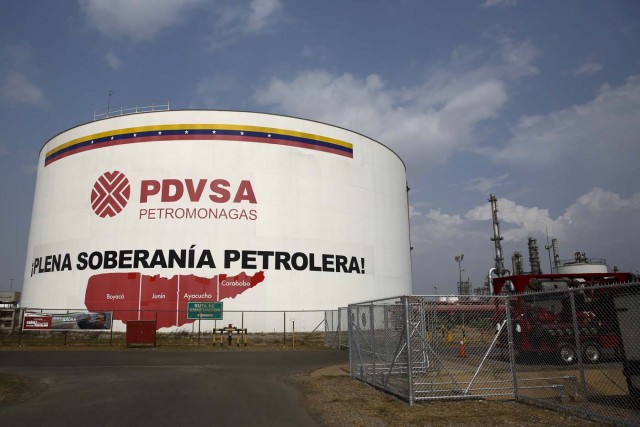 Otra deuda más: Pdvsa negocia préstamo de 5 mil millones de dólares con Rosneft