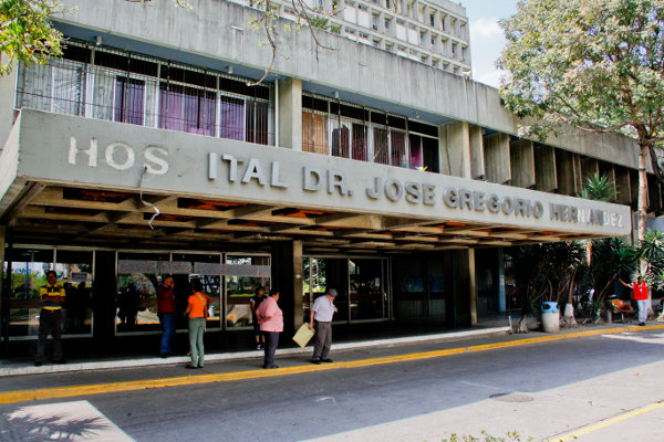 Denuncian muerte de dos niños por falta de atención médica en hospital de Catia