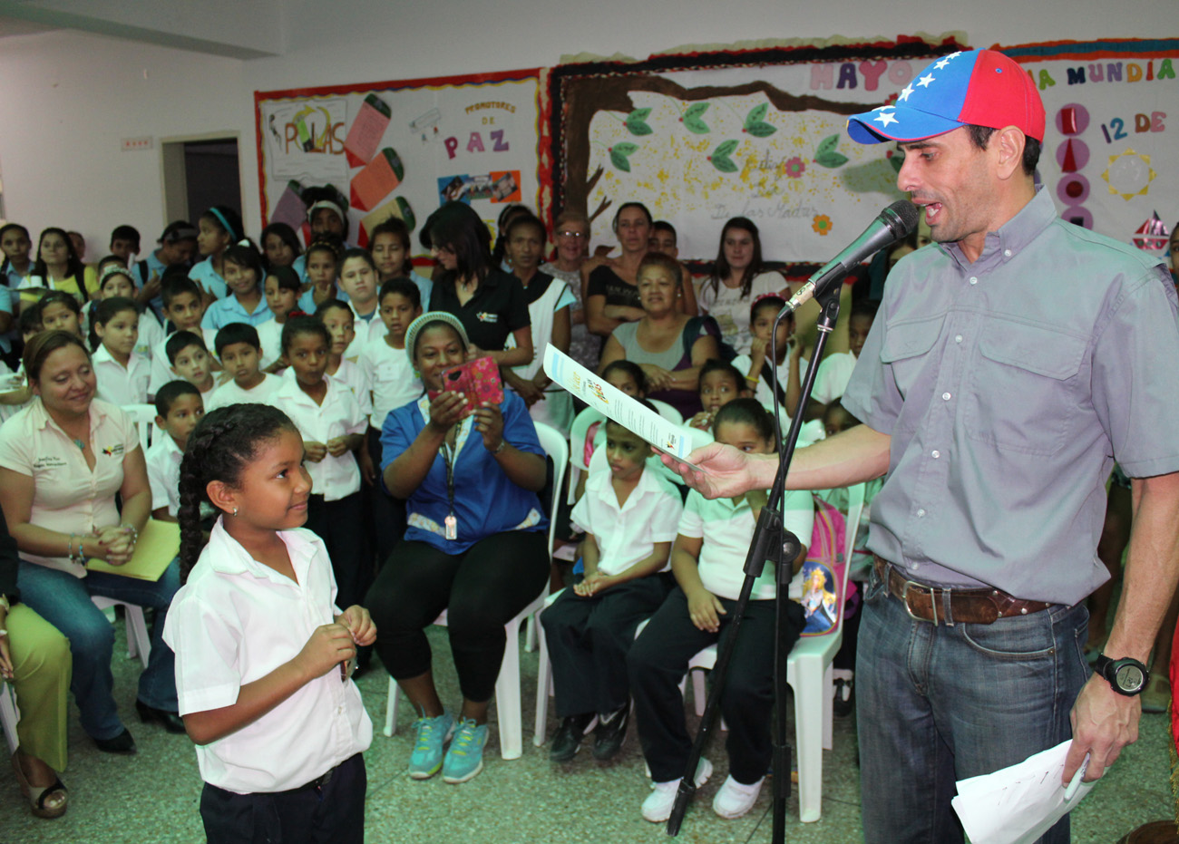 Capriles: Gobierno debe reconocer la deuda que tiene con los trabajadores de Miranda