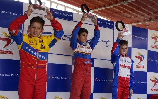 Brea se pelea el primer puesto del Campeonato Nacional de Easykart