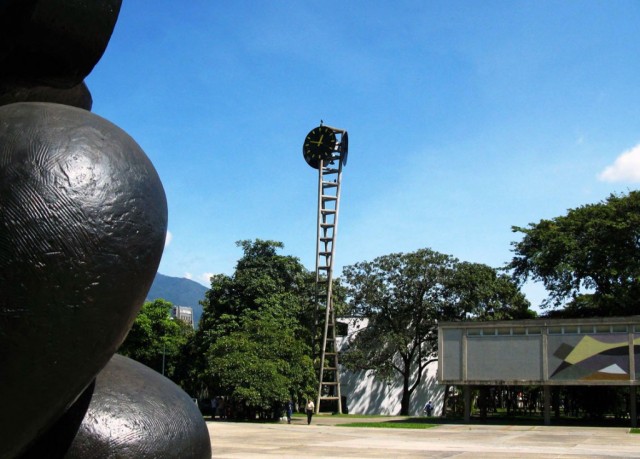 Profesores de la UCV realizan paro este jueves