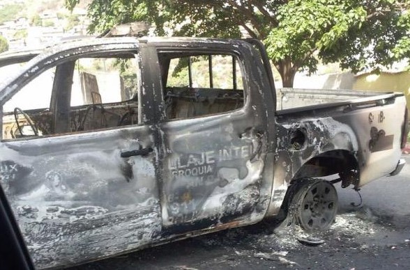 ¿Zona de Paz? Incendiaron patrulla de la PNB en la Cota 905 (Fotos)