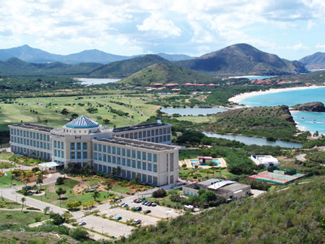 Recesión en el Puerto Libre afecta calidad hotelera en Margarita