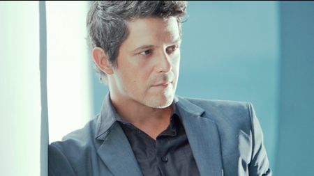 Empleados de Alejandro Sanz lo chantajeaban con fotos íntimas