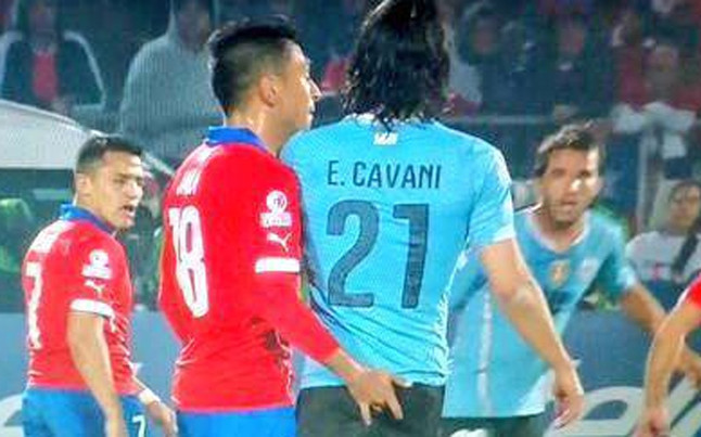 Hoy se conocerá la resolución sobre el dedo de Jara Cavani