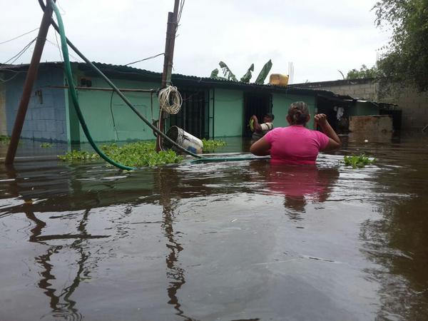 En Apure venden la comida que se le envía a damnificados