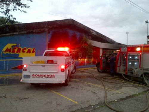 Se incendió Mercal en San Sebastián de los Reyes (Foto)