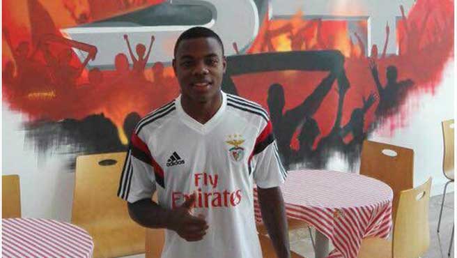 Jhon Murillo se uniformó con el Benfica