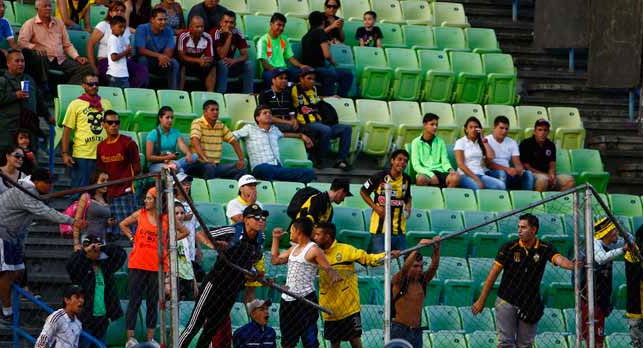 Al menos 16 detenidos por pelea en juego CFC y el Táchira