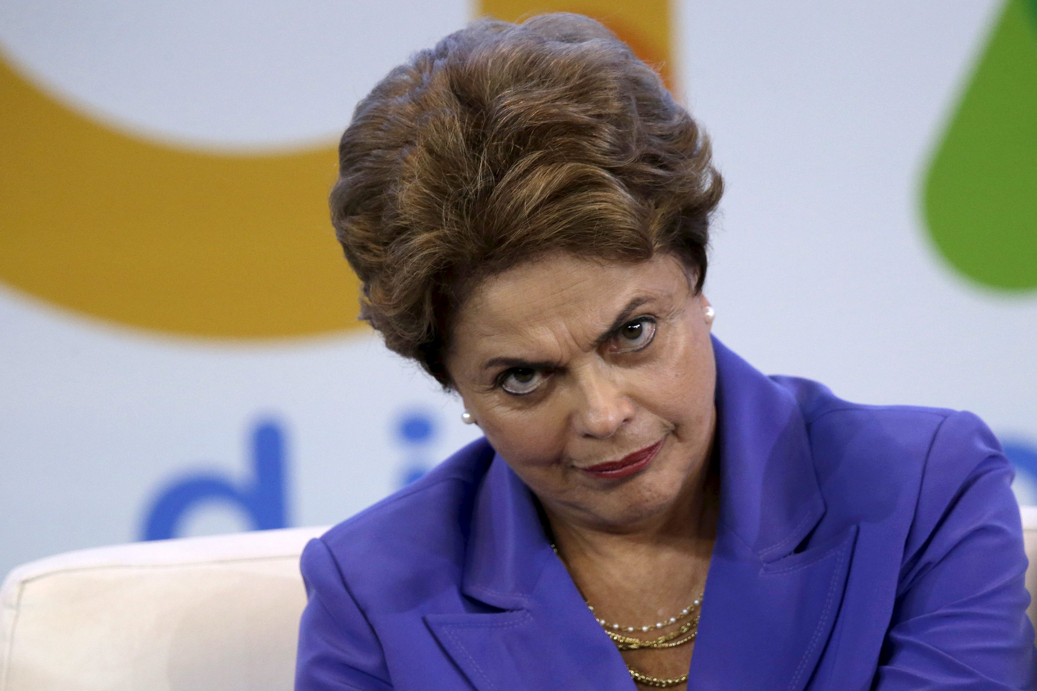 La expresidenta Dilma Rousseff presenta su candidatura al Senado