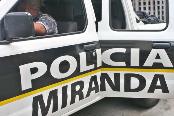 Cuatro funcionarios heridos dejó motín en calabozos de Polimiranda en Charallave