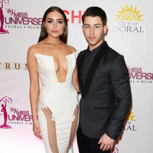 1422480232_nick-jonas-olivia-culpo-zoom