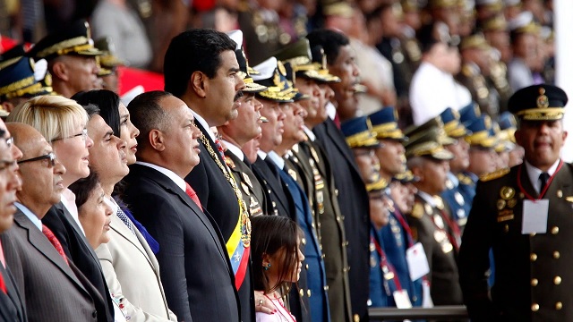 MaduroDesfileMilitar