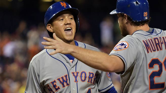 Wilmer Flores sacó par de pelotas en victoria de Nueva York sobre Filadelfia