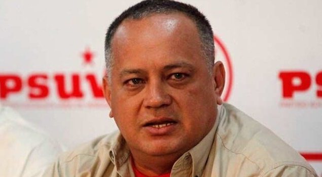 Cabello califica de irresponsable a exembajador panameño por haberlo demandado