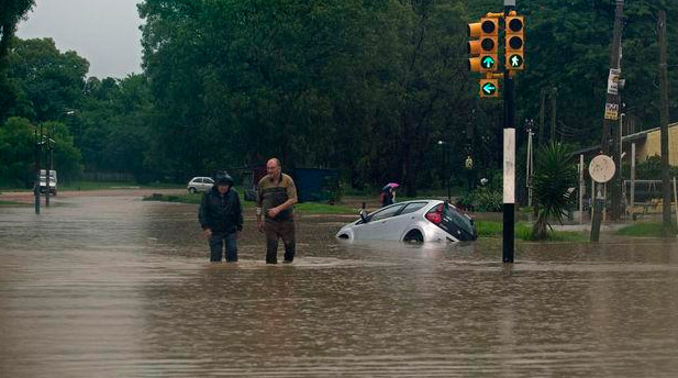 Alerta amarilla en casi todo Uruguay por fuertes lluvias