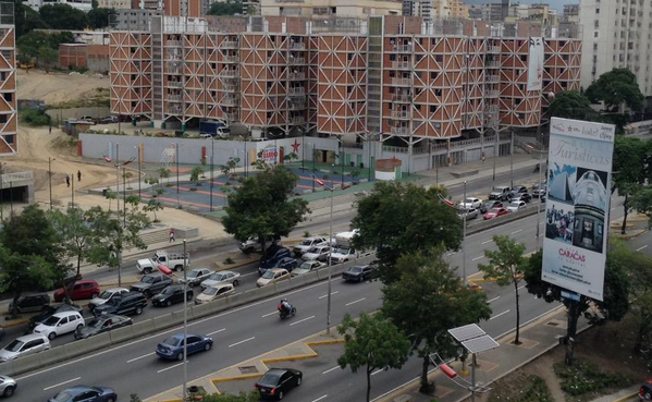 Así están los alrededores de la Av. Libertador por marcha oficialista