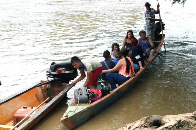 (Foto EFE/MANUEL HERNANDEZ)