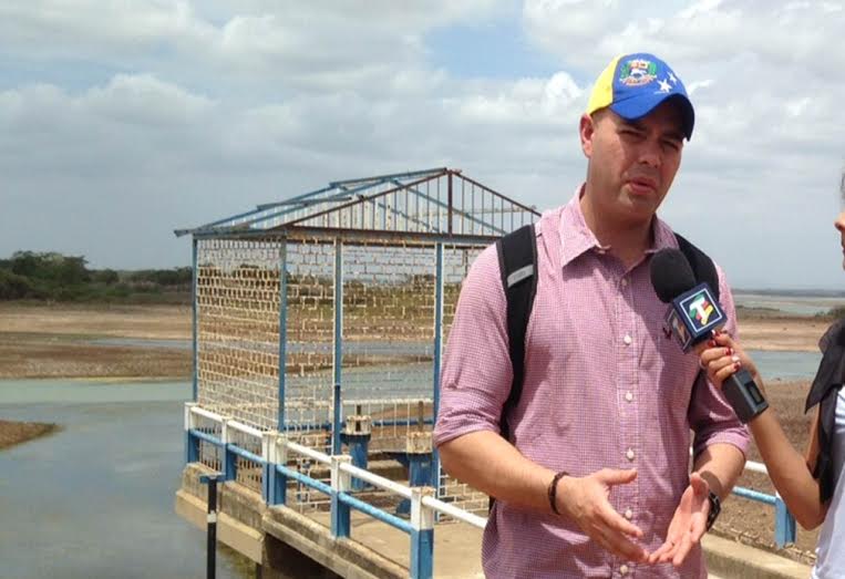 Leonard Fernández: La gente del Zulia vive una sequía permanente