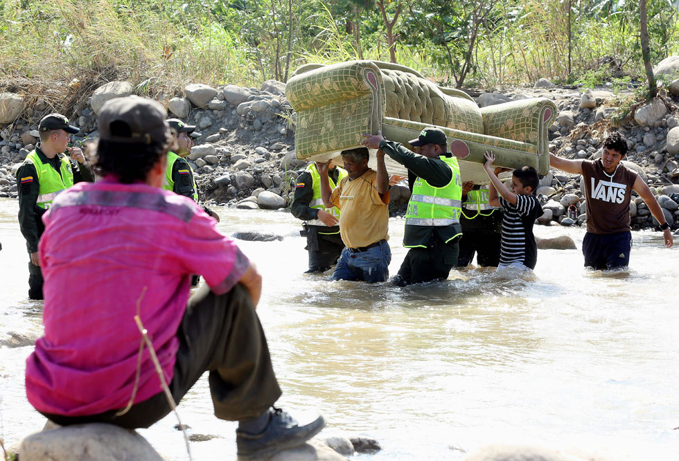 Unión Europea alerta sobre riesgos del cierre de la frontera colombo-venezolana