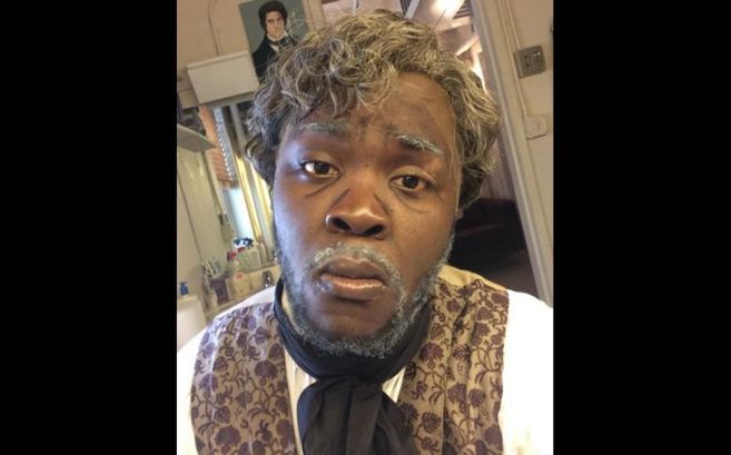 Murió actor en Los Miserables de Broadway al caer de escalera