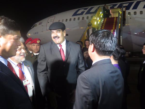 Maduro-en-Vietnam-3