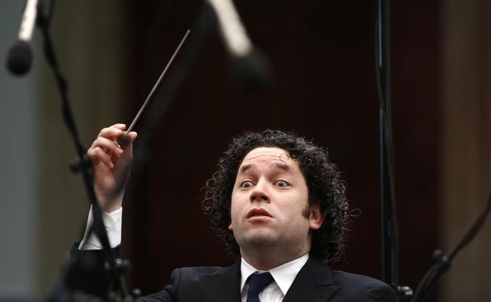 Gustavo Dudamel defiende su silencio sobre política