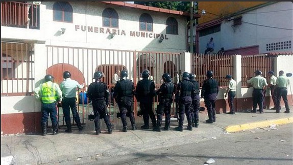 Asesinaron a funcionario de Poliguaicaipuro para robarlo