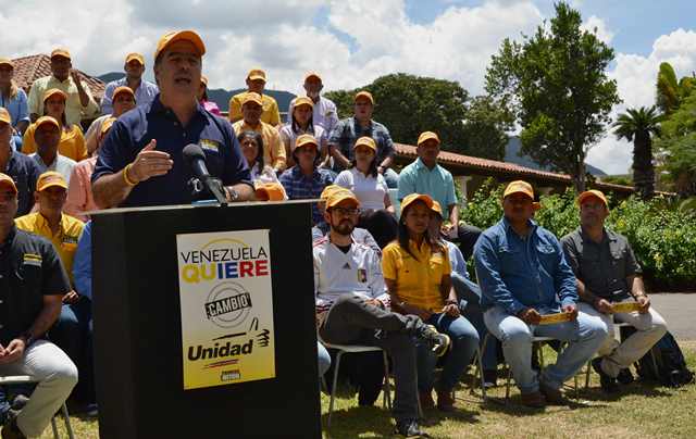 Julio Borges: Invitamos a todos los que quieren el cambio a convertirse en promotores