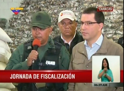 Hallaron toneladas de azúcar y café acaparados en Mercado Mayorista de Coche (Video)