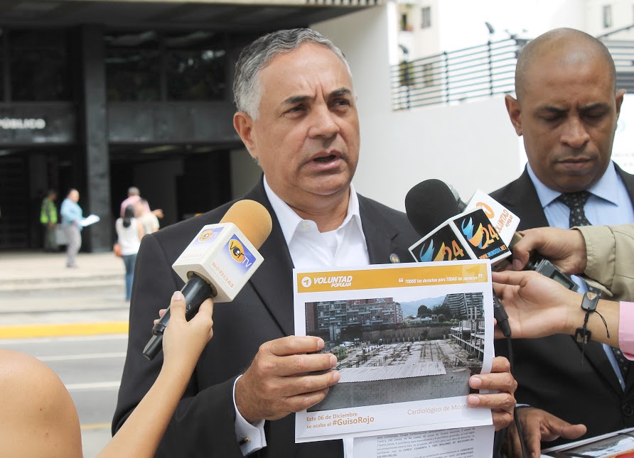 Denuncian #GuisoRojo en construcción del Hospital Cardiológico de Adultos de Montalbán