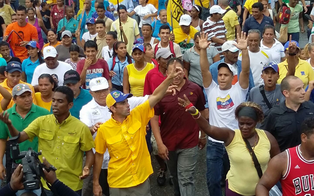 capriles (2)