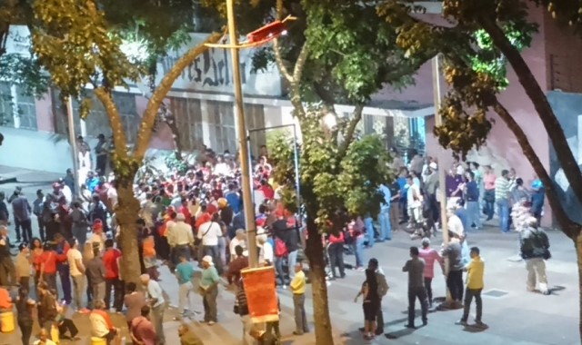 Reportar situación irregular en las afueras del liceo Andrés Bello en Caracas (Fotos)